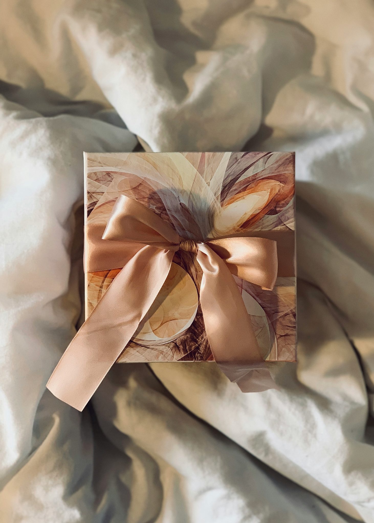 Picture of a gift package - Aude NERESTAN